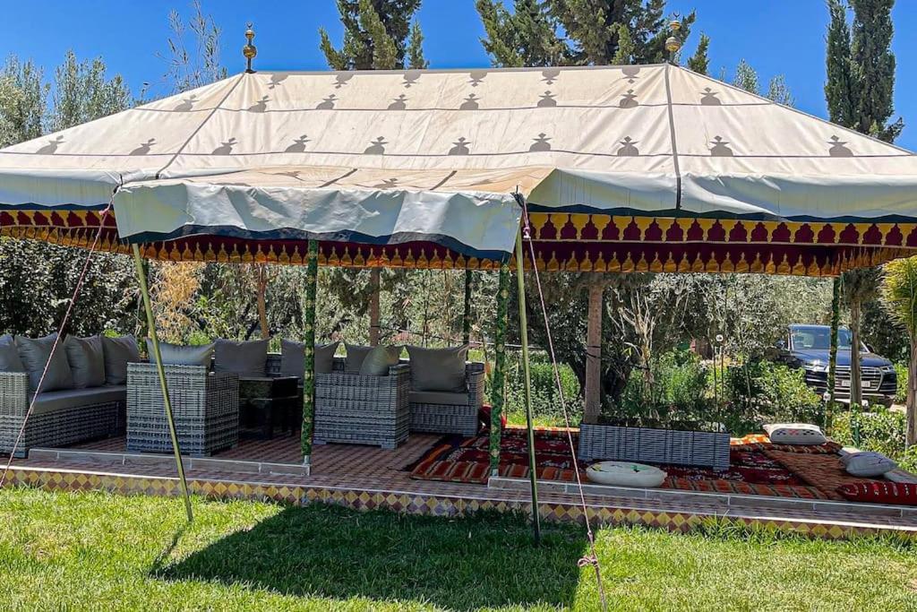 Ferme De Vacances Avec Une Grande Villa A Marrakech مراكش المظهر الخارجي الصورة