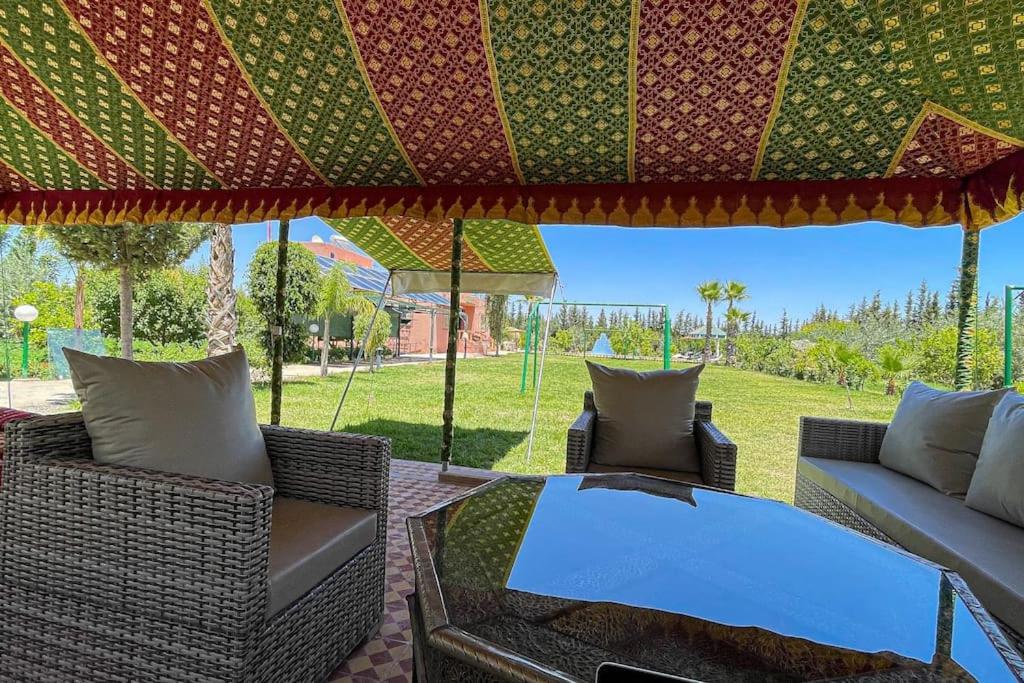 Ferme De Vacances Avec Une Grande Villa A Marrakech مراكش المظهر الخارجي الصورة