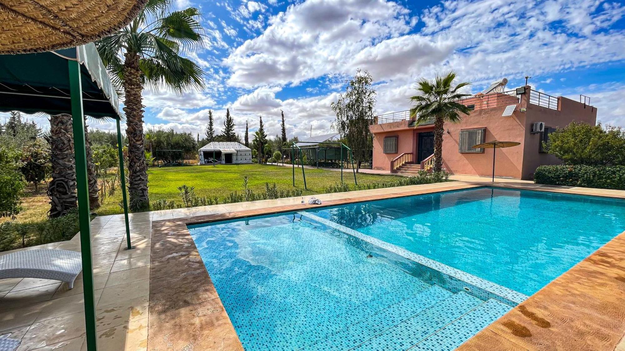 Ferme De Vacances Avec Une Grande Villa A Marrakech مراكش المظهر الخارجي الصورة