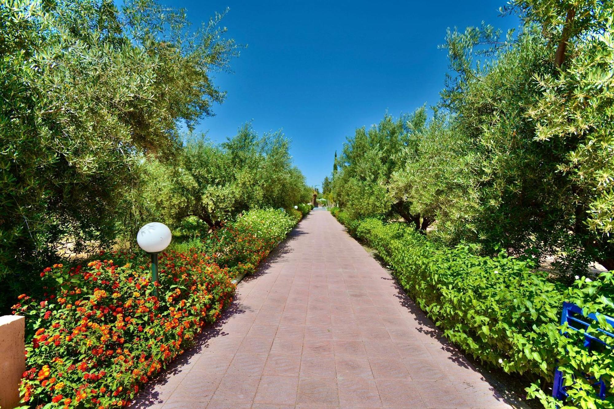 Ferme De Vacances Avec Une Grande Villa A Marrakech مراكش المظهر الخارجي الصورة