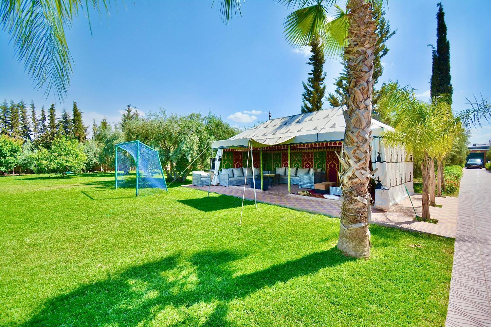 Ferme De Vacances Avec Une Grande Villa A Marrakech مراكش المظهر الخارجي الصورة
